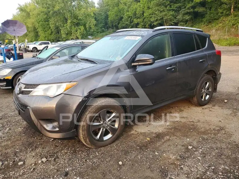 2015 Toyota RAV4 photo