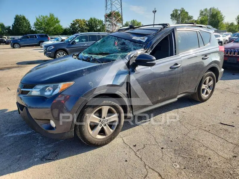 2015 Toyota RAV4 фото