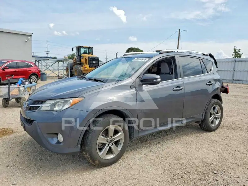 2015 Toyota RAV4 фото