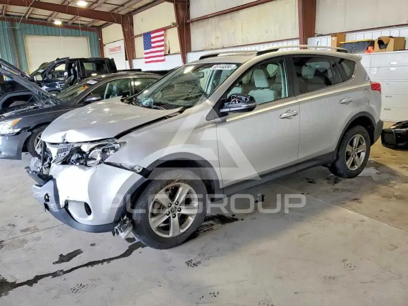 2015 Toyota RAV4 photo