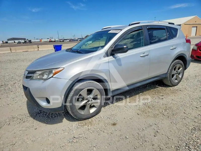 2015 Toyota RAV4 photo