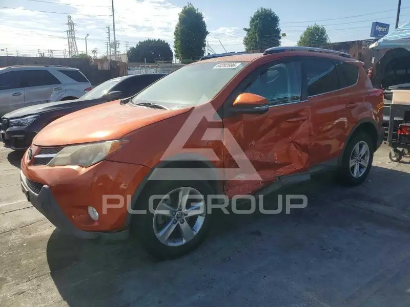 2015 Toyota RAV4 фото