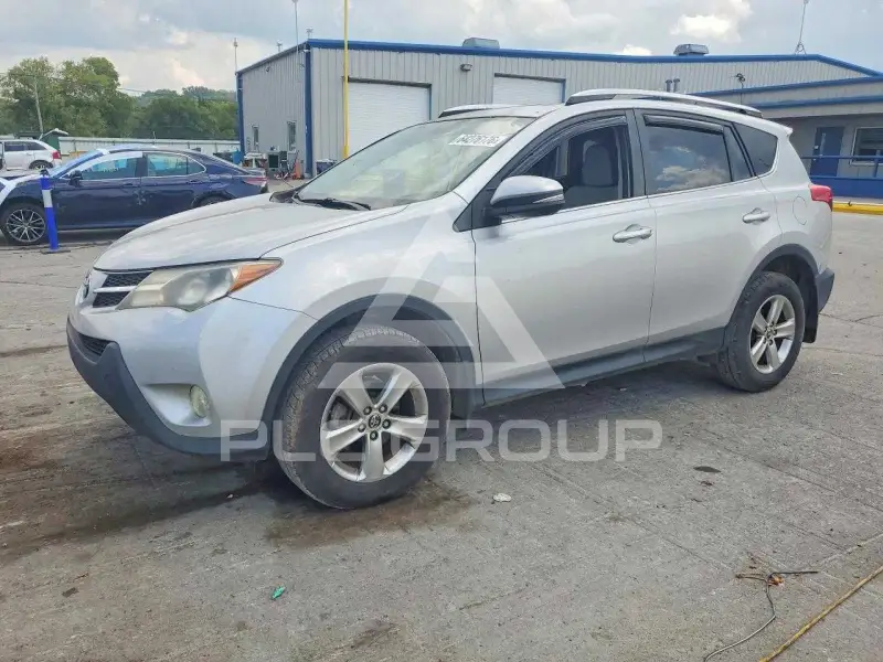 2015 Toyota RAV4 фото