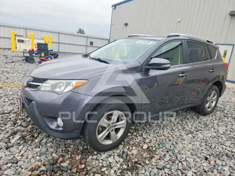 2015 Toyota RAV4 фото