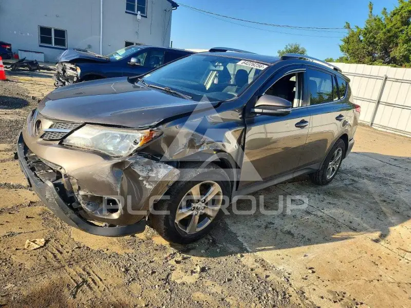 2015 Toyota RAV4 photo