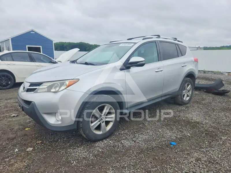 2015 Toyota RAV4 фото