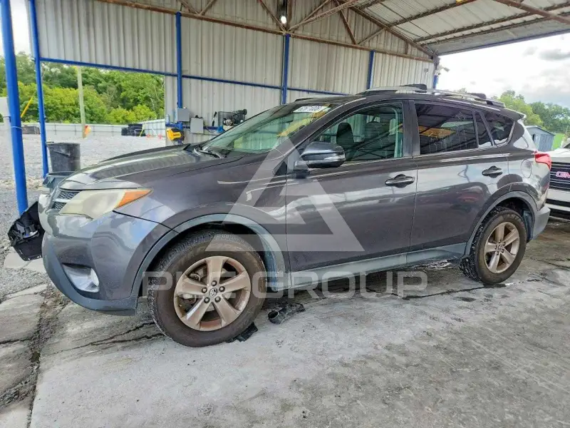 2015 Toyota RAV4 photo