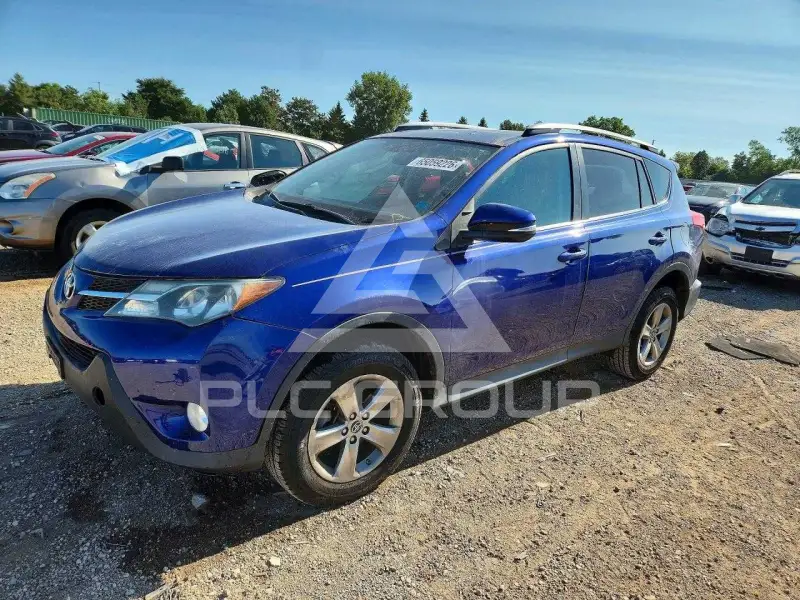 2015 Toyota RAV4 фото