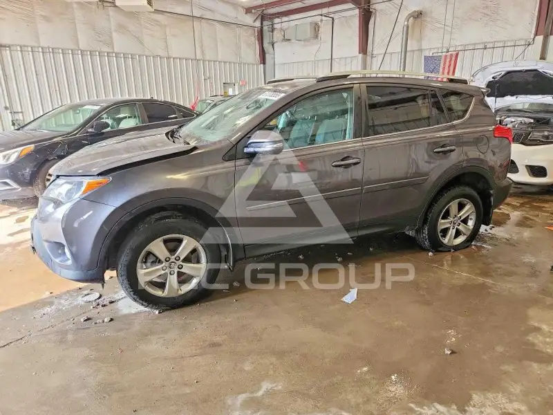 2015 Toyota RAV4 photo
