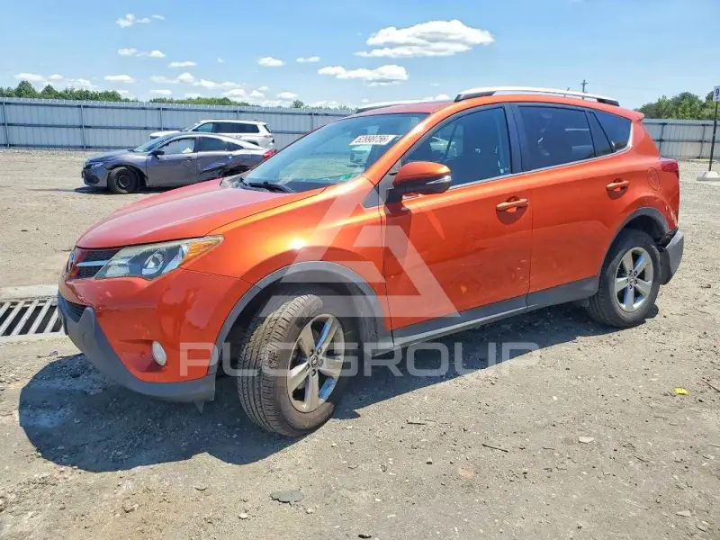 2015 Toyota RAV4 фото