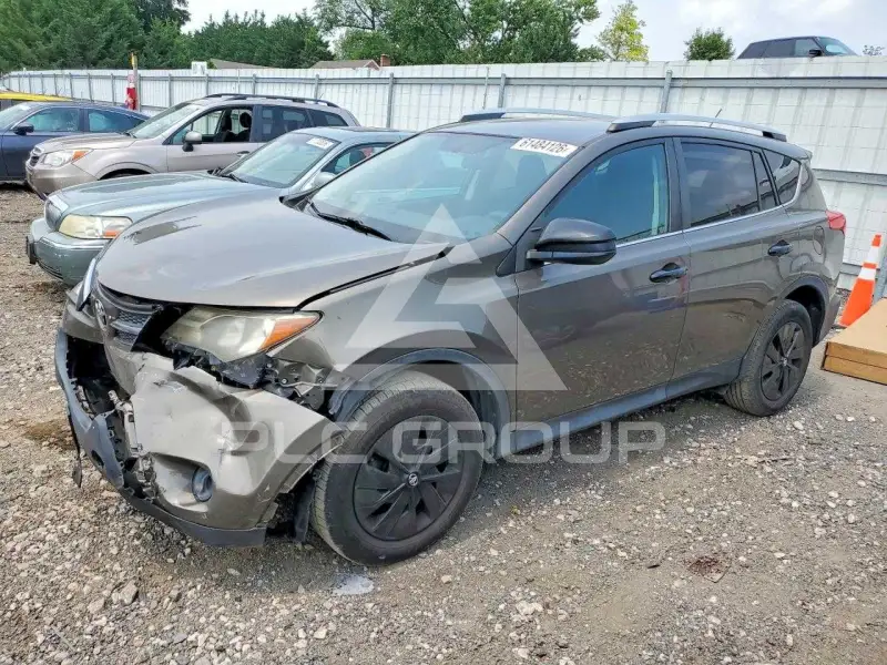 2015 Toyota RAV4 фото