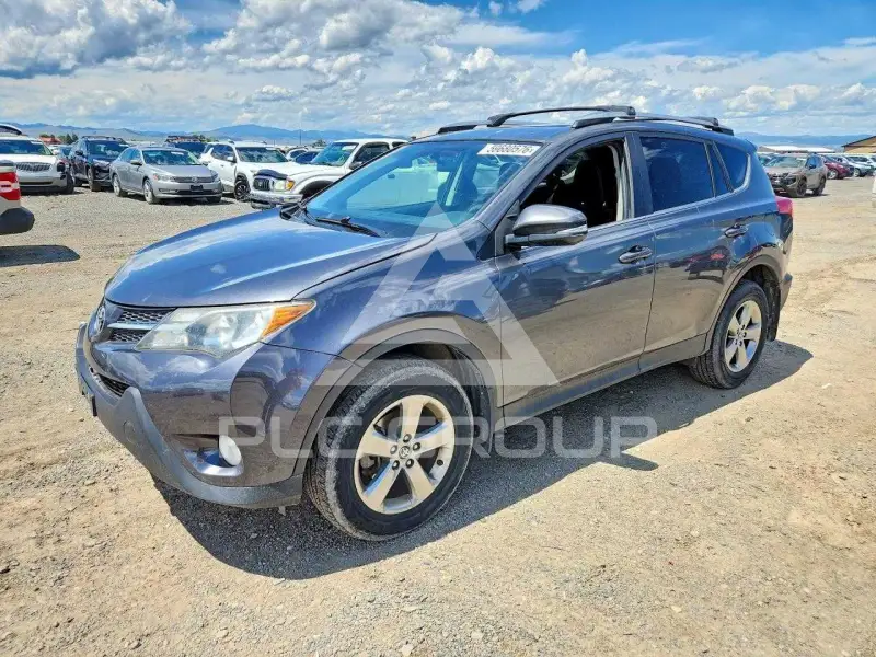 2015 Toyota RAV4 photo