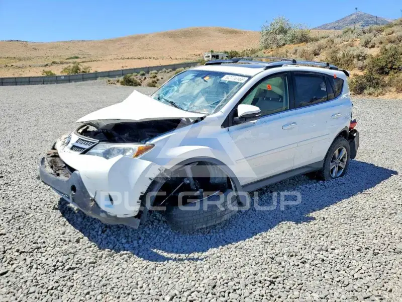 2015 Toyota RAV4 photo