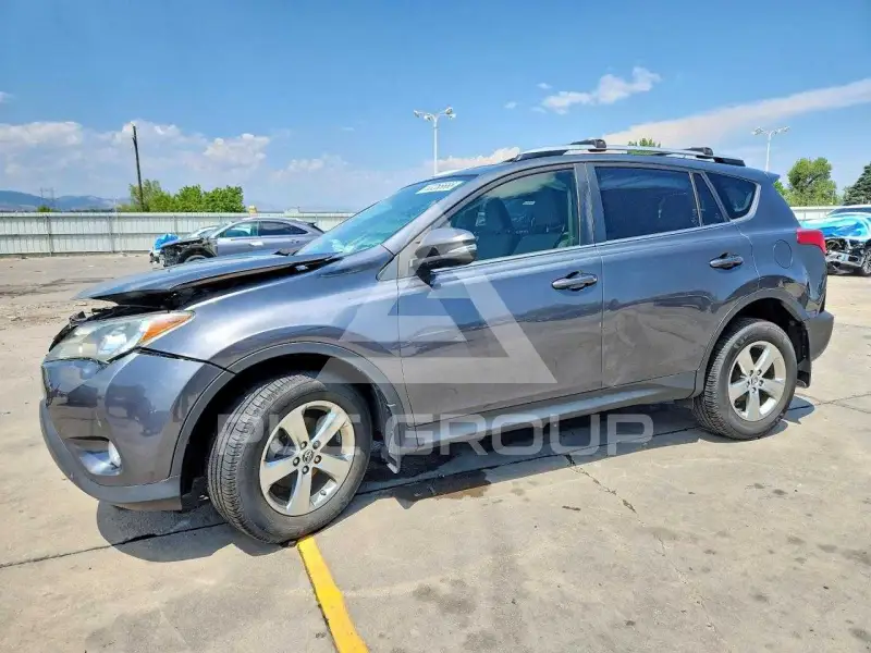 2015 Toyota RAV4 фото