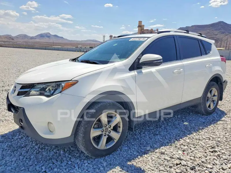 2015 Toyota RAV4 photo