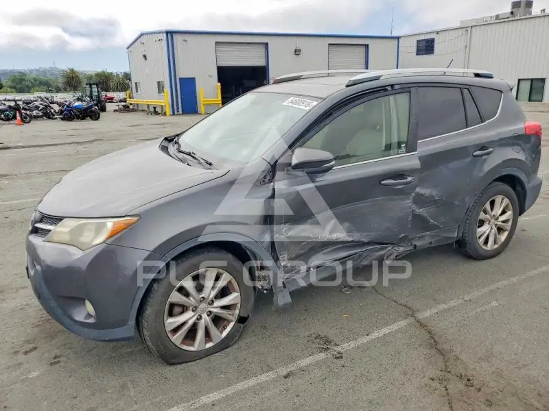 2015 Toyota RAV4 photo