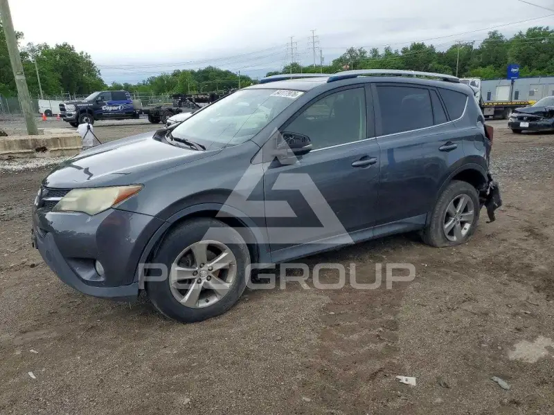 2015 Toyota RAV4 photo