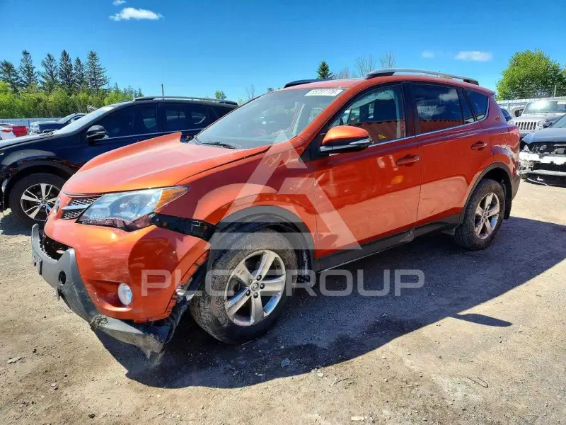 2015 Toyota RAV4 фото