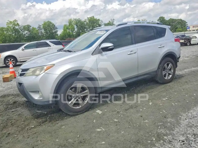 2015 Toyota RAV4 photo