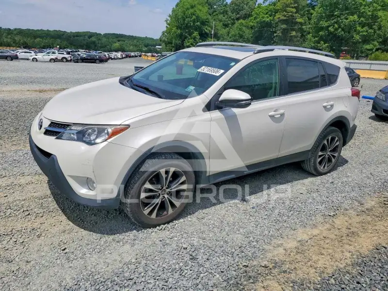 2015 Toyota RAV4 фото