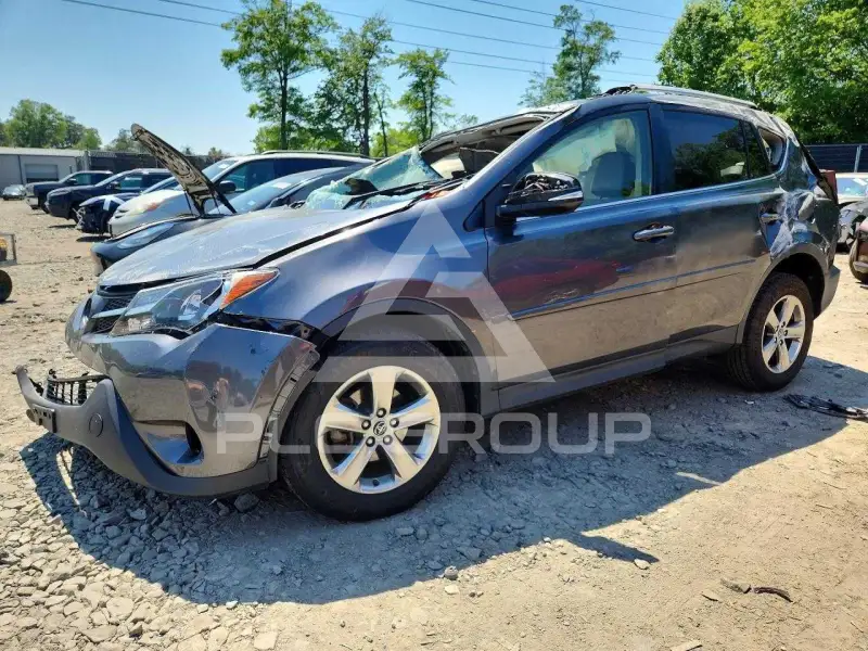 2015 Toyota RAV4 фото