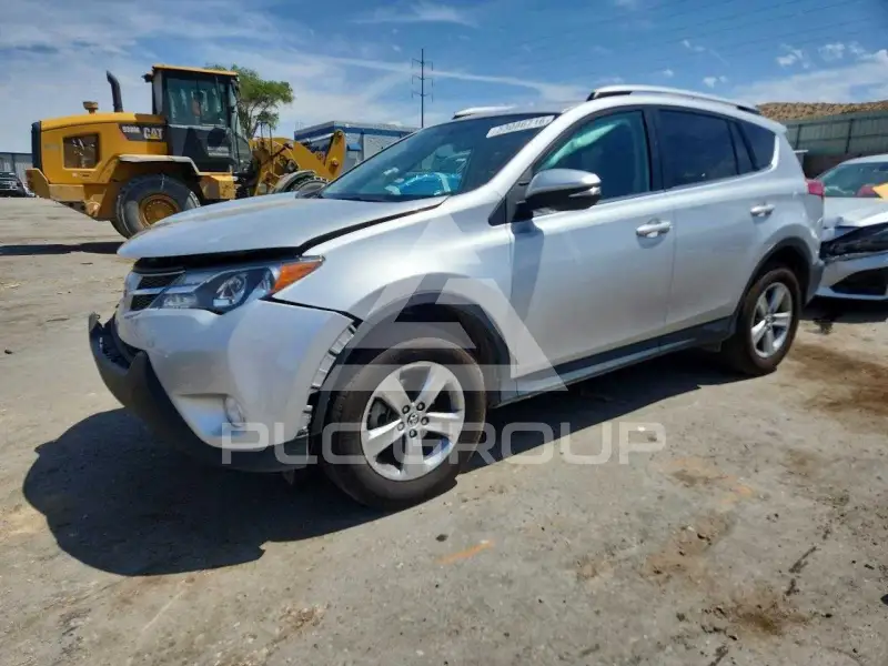 2015 Toyota RAV4 фото