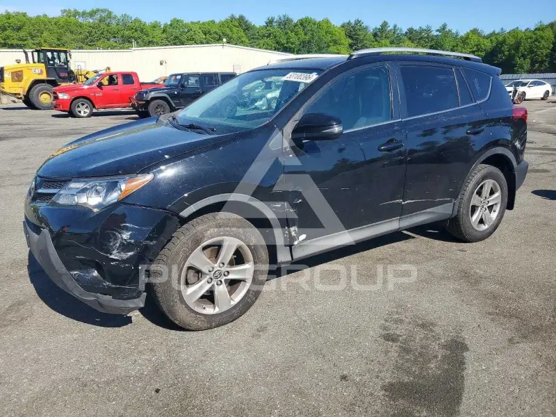 2015 Toyota RAV4 фото