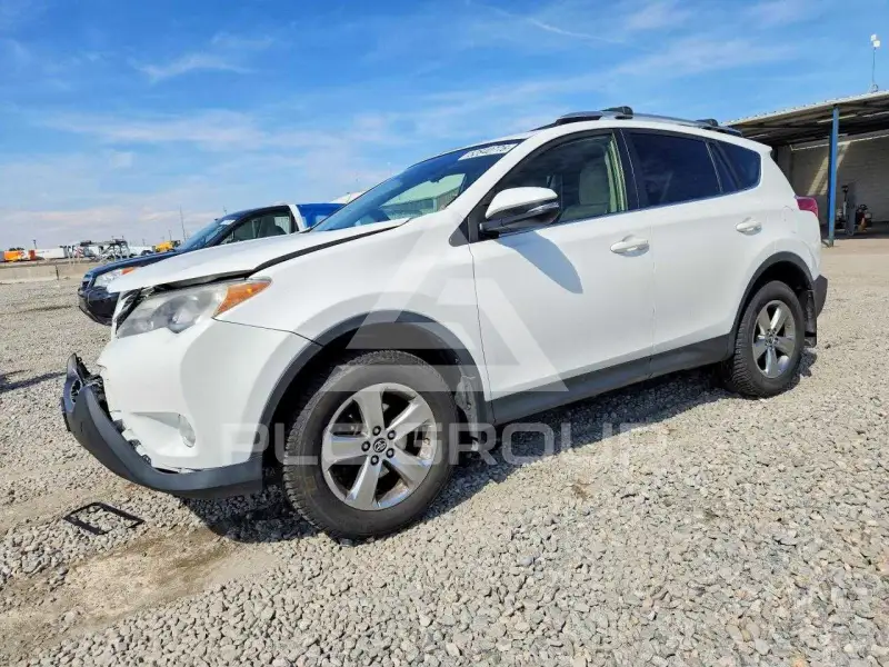 2015 Toyota RAV4 фото