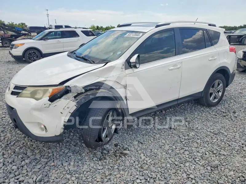 2015 Toyota RAV4 photo