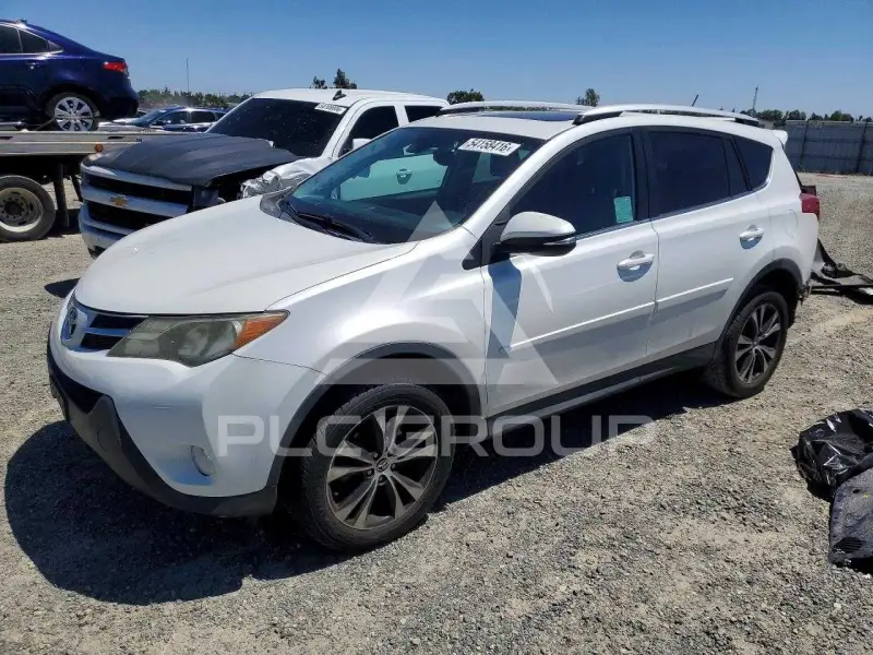 2015 Toyota RAV4 фото