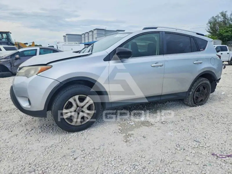 2015 Toyota RAV4 фото