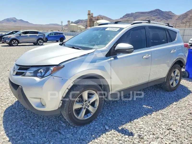 2015 Toyota RAV4 фото