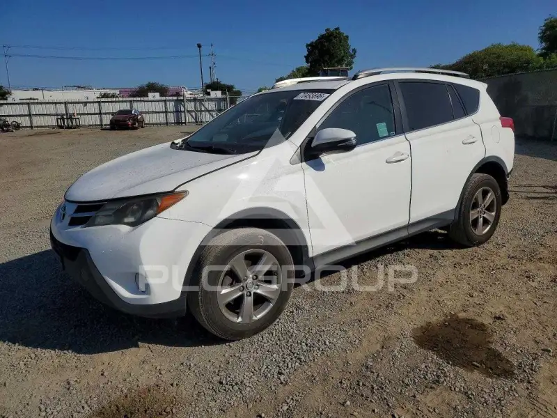 2015 Toyota RAV4 фото