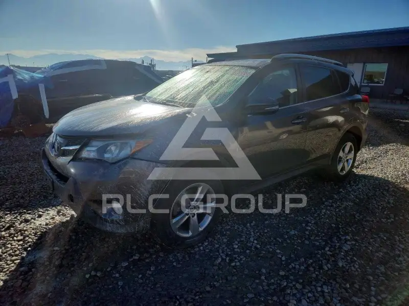 2015 Toyota RAV4 фото