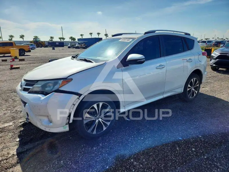 2015 Toyota RAV4 photo
