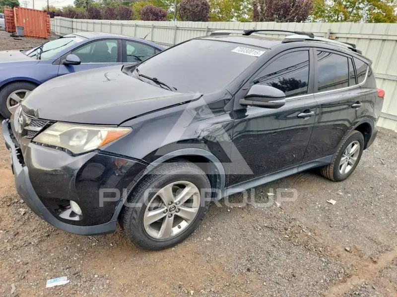 2015 Toyota RAV4 фото
