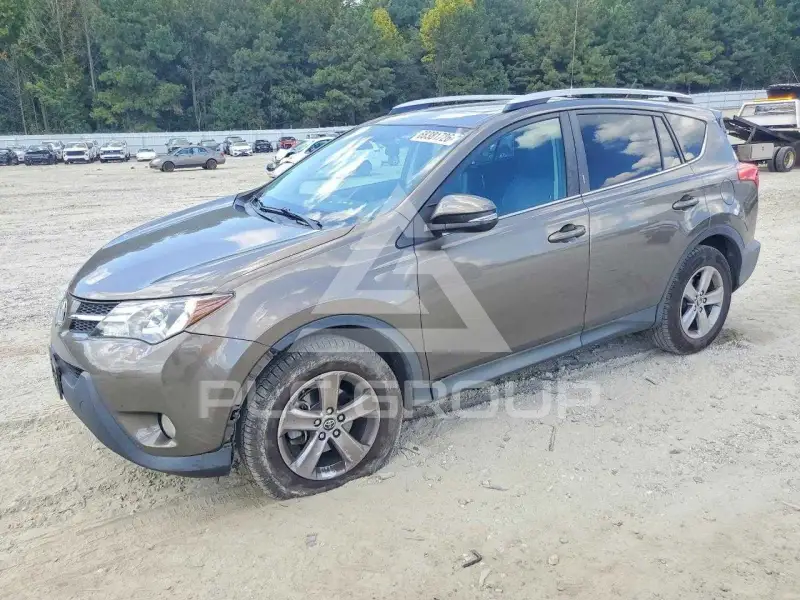 2015 Toyota RAV4 фото
