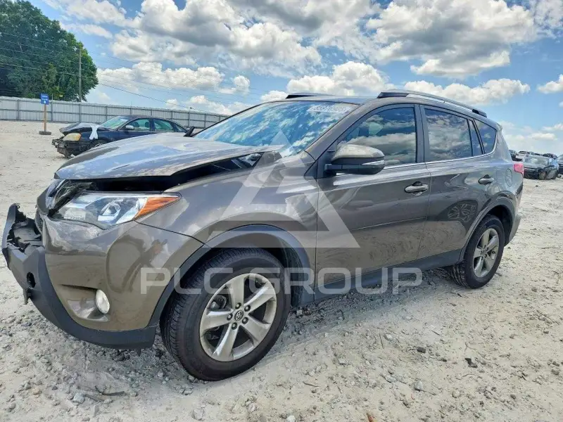 2015 Toyota RAV4 фото