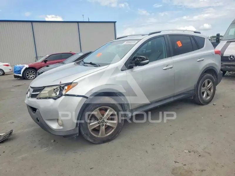 2015 Toyota RAV4 фото