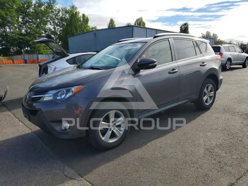 2015 Toyota RAV4 фото