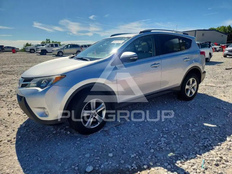 2015 Toyota RAV4 фото