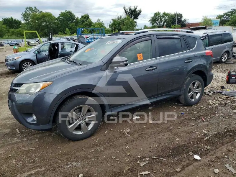 2015 Toyota RAV4 photo