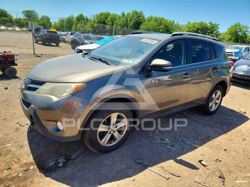 2015 Toyota RAV4 photo