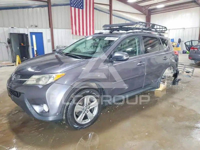 2015 Toyota RAV4 фото