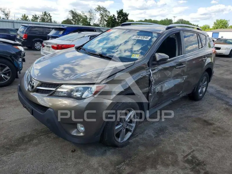 2015 Toyota RAV4 фото