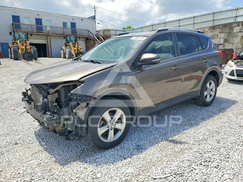 2015 Toyota RAV4 фото
