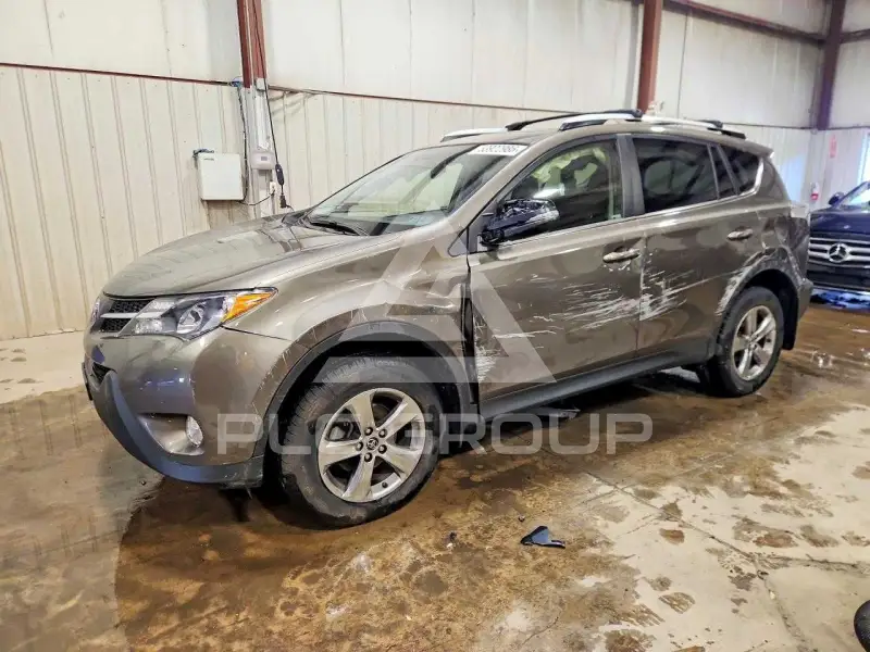 2015 Toyota RAV4 фото