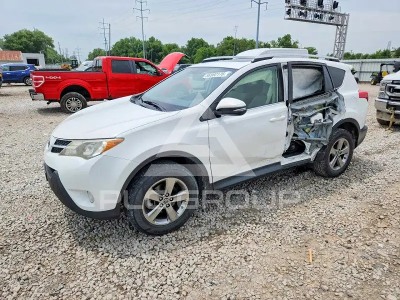 2015 Toyota RAV4 photo