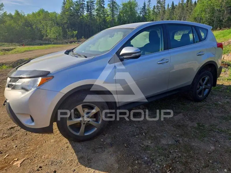 2015 Toyota RAV4 photo
