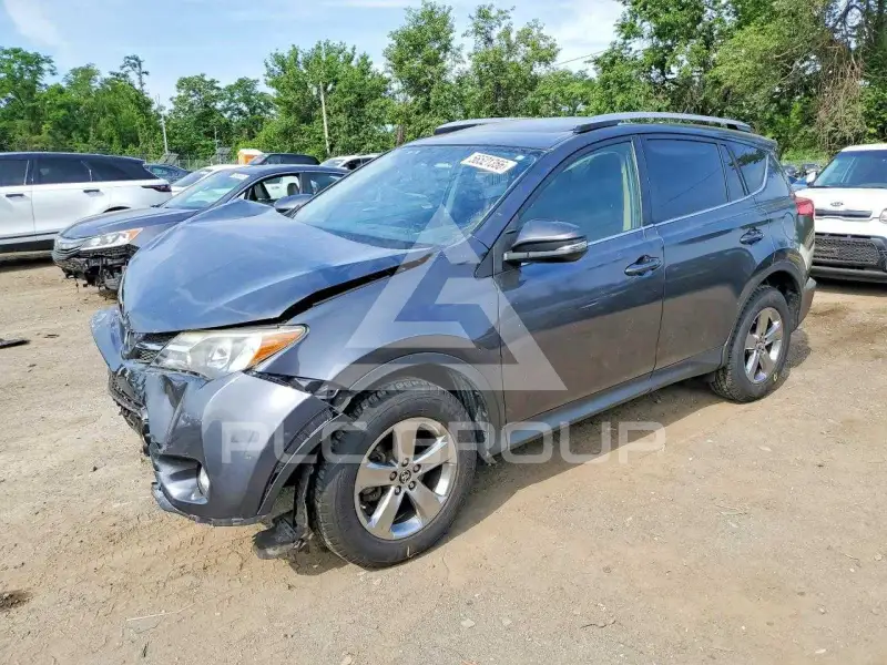 2015 Toyota RAV4 фото